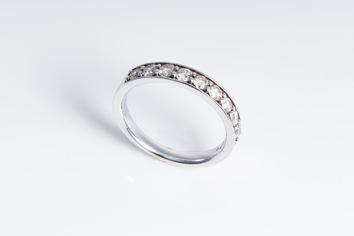 Eternal Moment、永遠に輝く特別な瞬間の証