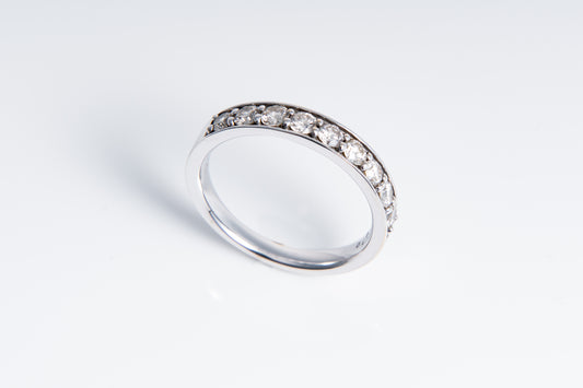 Eternal Moment、永遠に輝く特別な瞬間の証