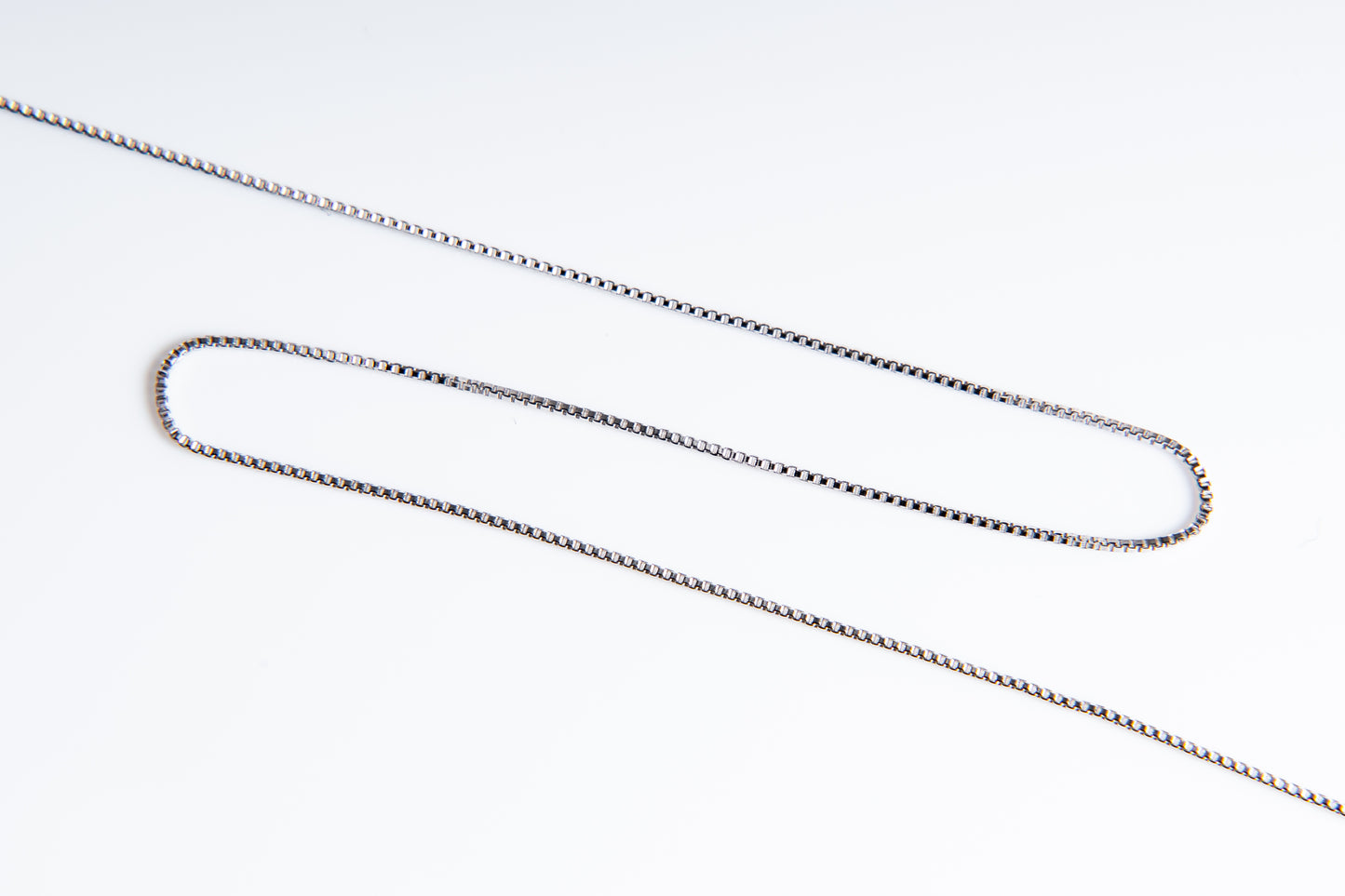 フォスフォライト、知的な美しさを象徴する特別な宝石。