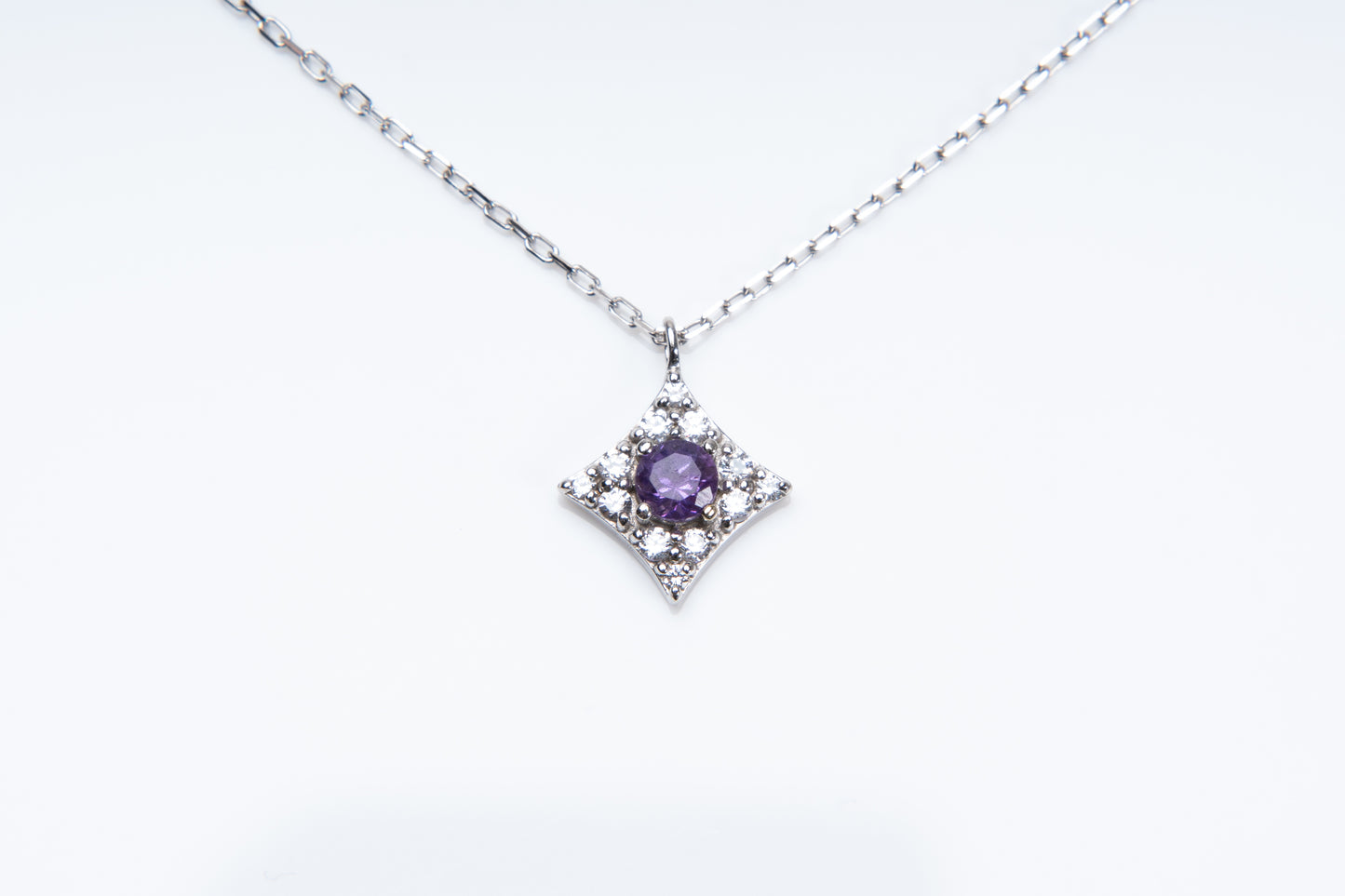 ラミレス、アメジストが深い愛情を表現