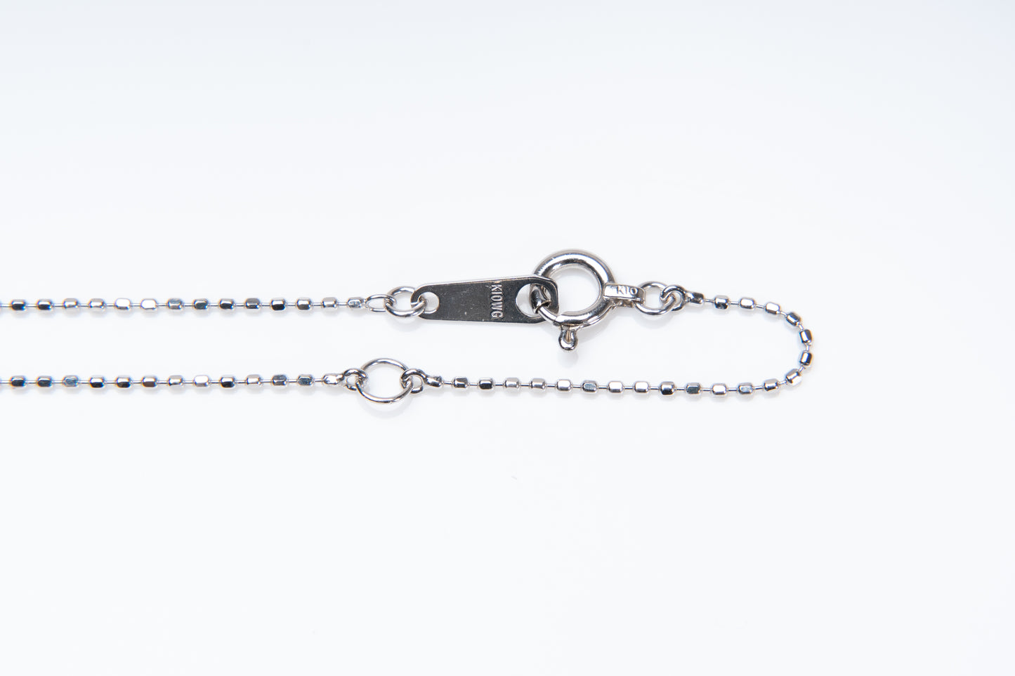 星屑の涙、暗い時代を乗り越える力を与えるお守りのような存在。