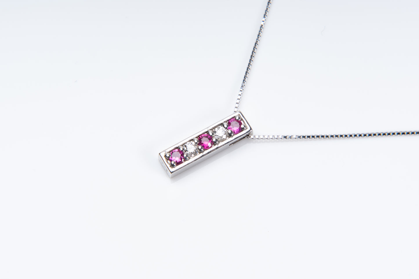 「美粋」(びいき)、粋でスタイリッシュな輝き