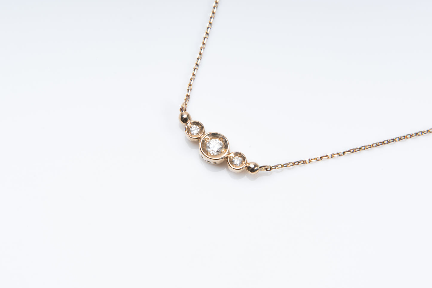 「麗良」(うらら)、明るい気持ちを引き出すジュエル