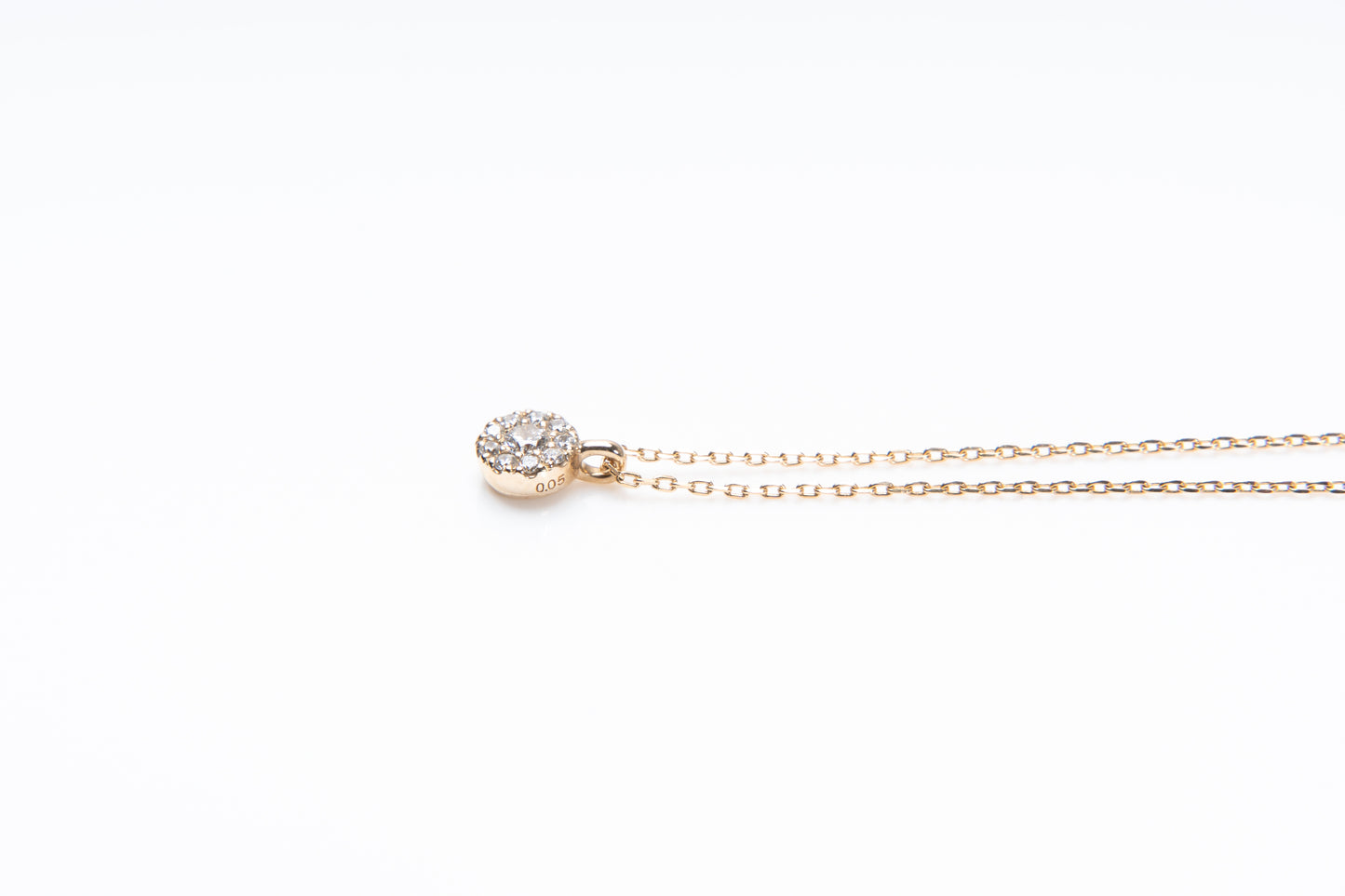 時空の雫、宇宙の神秘を秘めた輝き