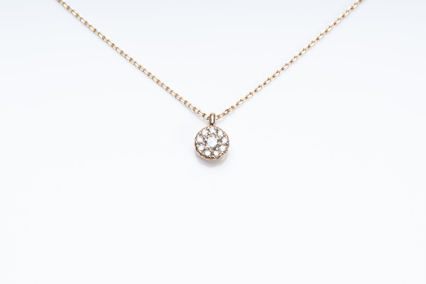 時空の雫、星の一片が時を超えた宝石