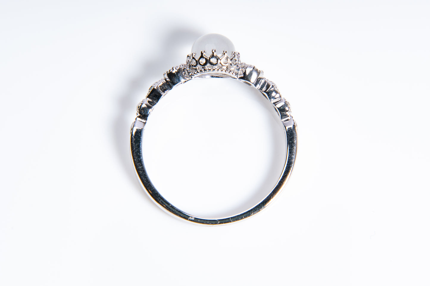 healing jewel、忙しい毎日に寄り添う宝石