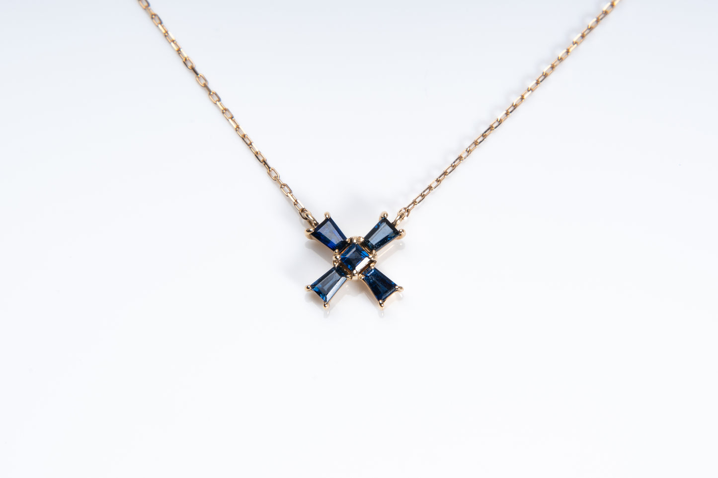 タマモライト、伝説の美女にちなんだ宝石