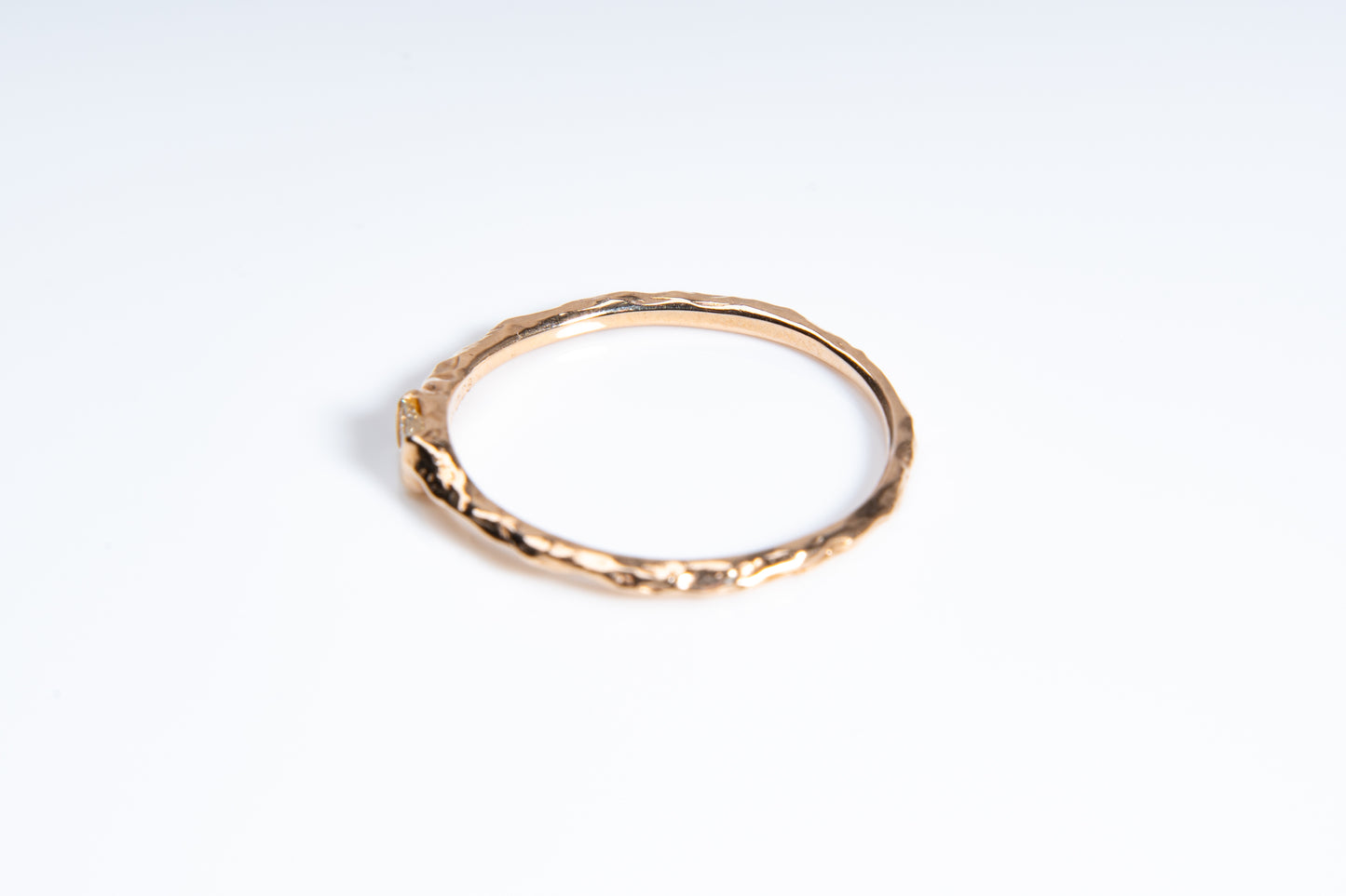 夜空の涙、儚さと永遠の輝きを両立