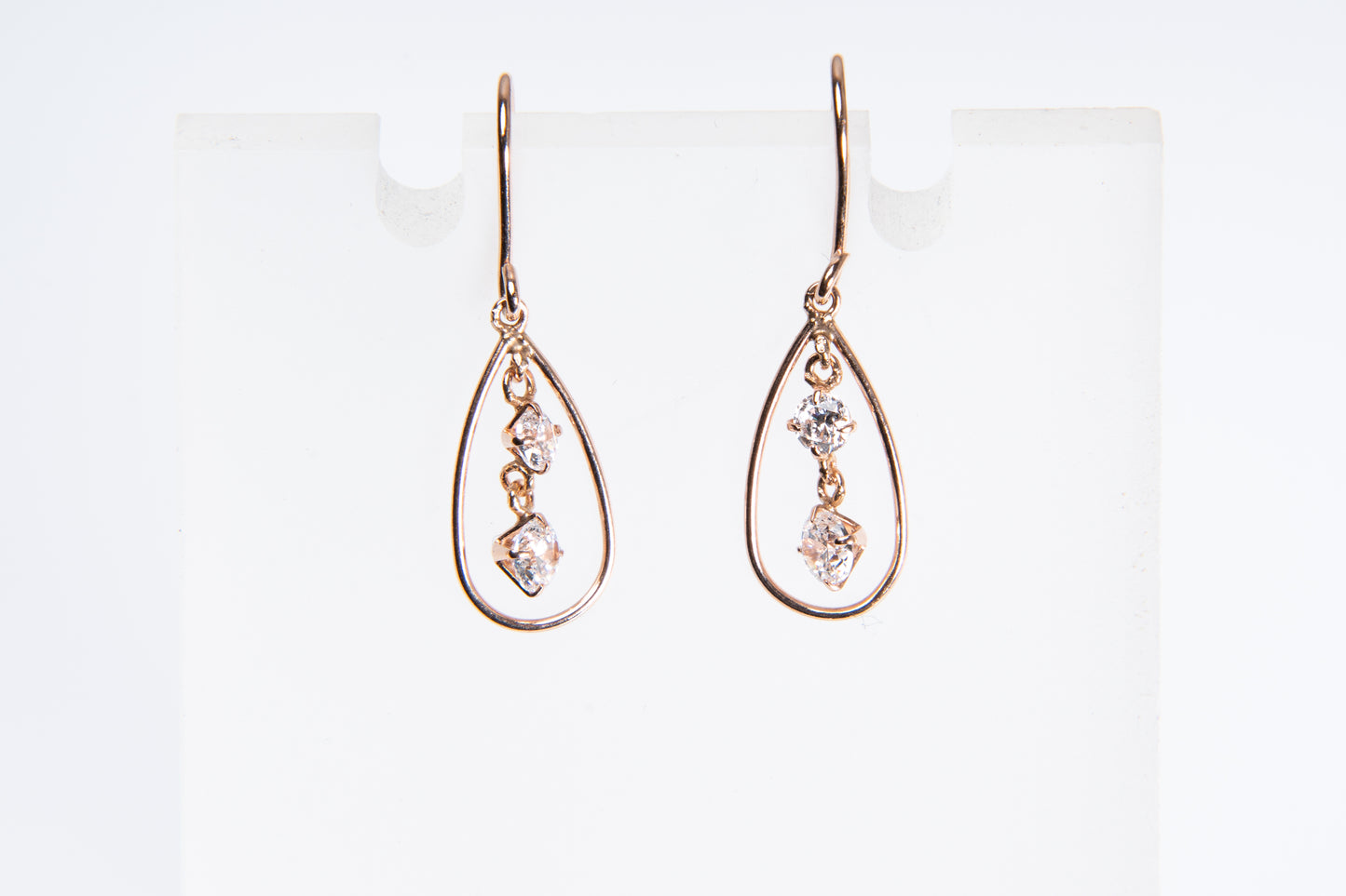 サンリリー、エネルギッシュで情熱的な人を引き立てる