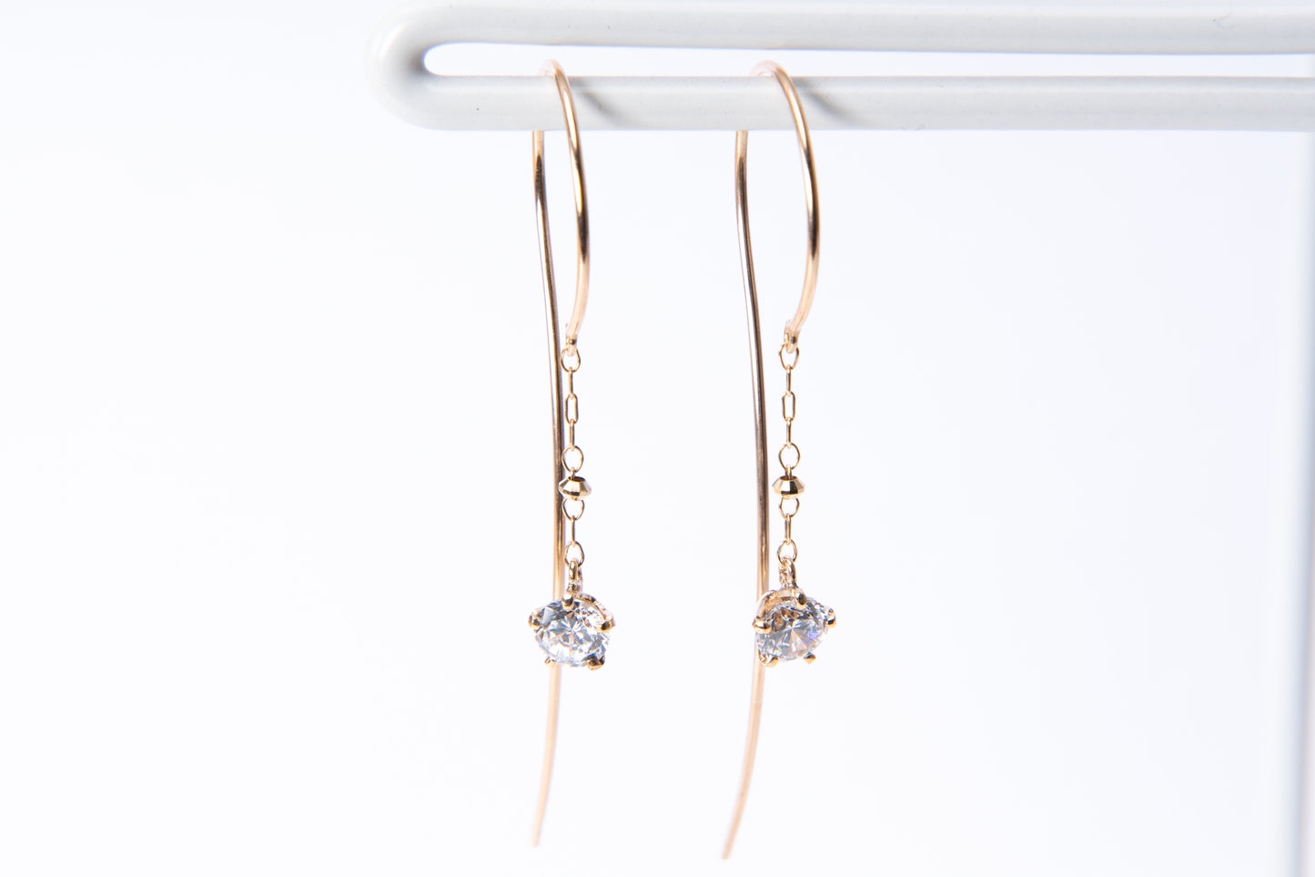 エテルナ・ルミナ、夜空に浮かぶ恋人たちの約束をイメージ