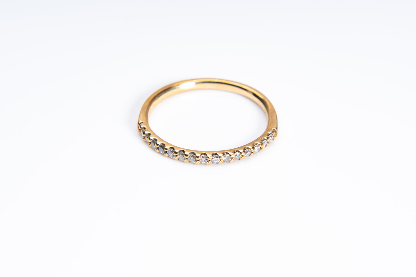 FORTUNE フォーチューン、ダイヤモンドが上品に煌めくデザイン