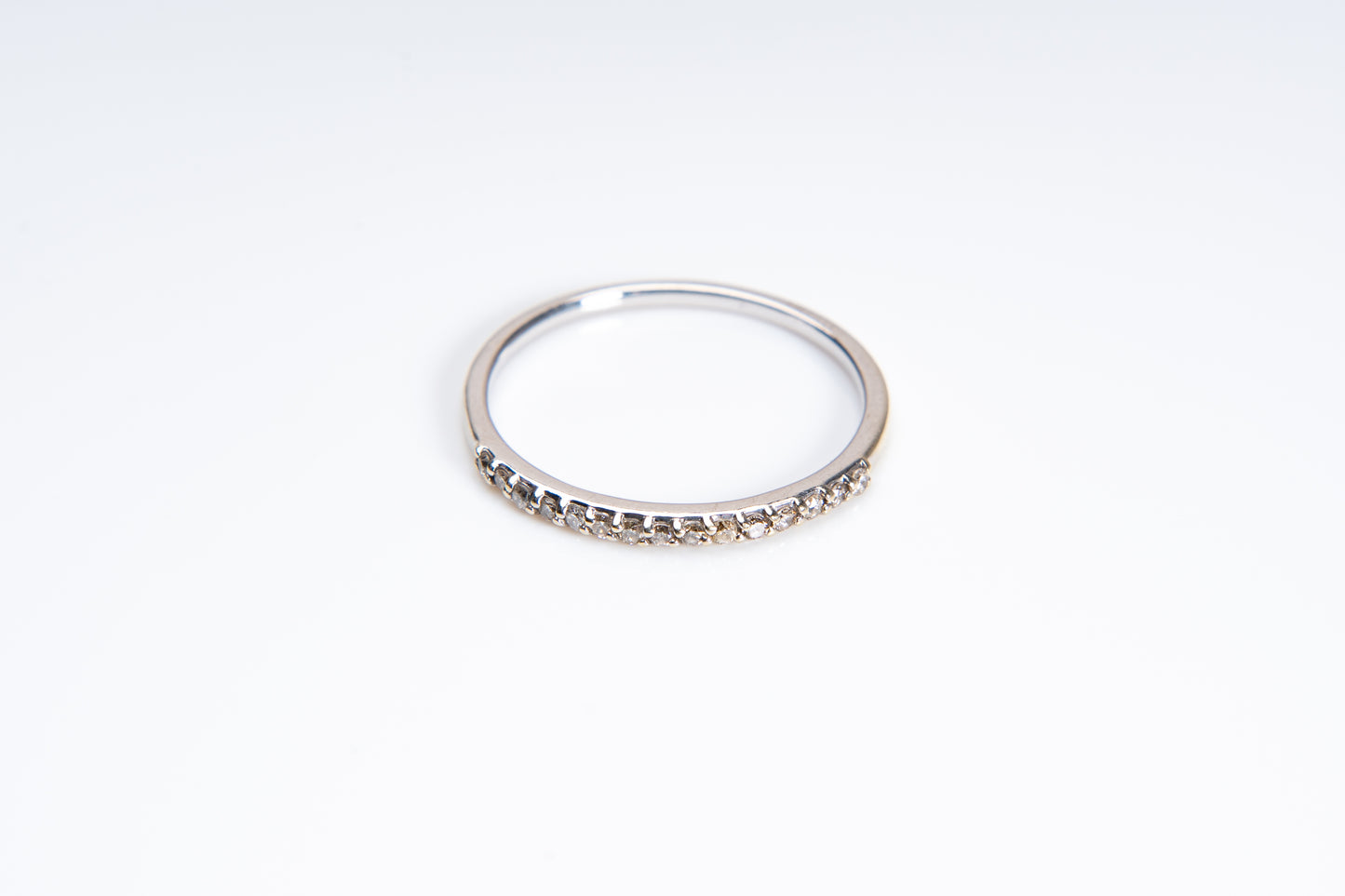 ユアパステル、柔らかなパステルのような優しい印象