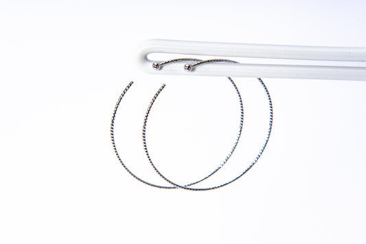 決意の結晶、決意を形にしたシンプルデザイン