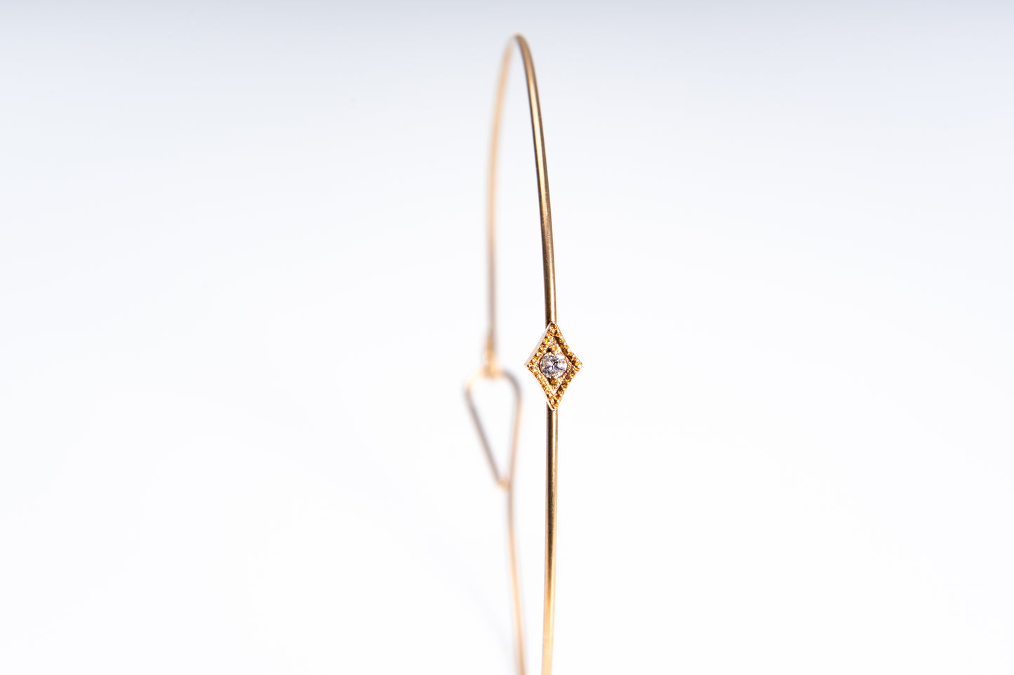 ラヴリーサン、ダイヤモンドが輝きを添える